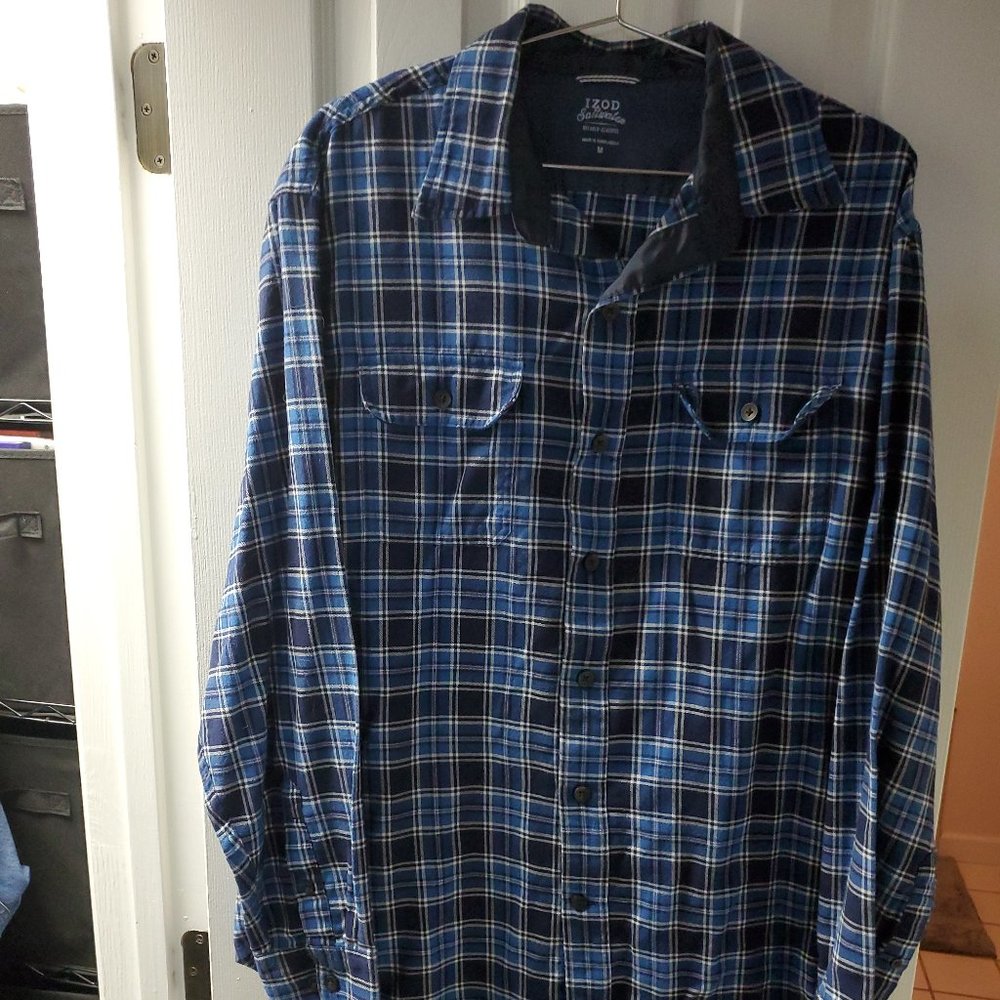 IZod Saltwater button down